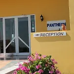 מלון Pantheon קפלוס