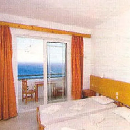 Hotel Pantheon 2*