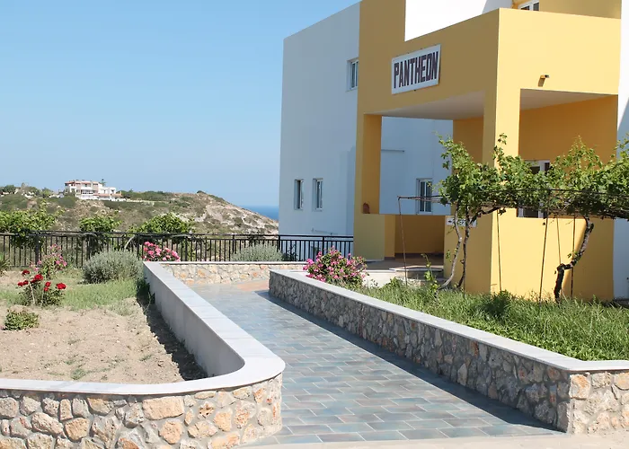 Hotel Pantheon 2*